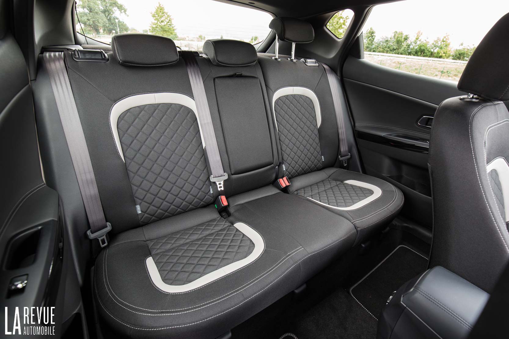 Photo Kia Ceed 1 0l T Gdi Gt Line Interieur Exterieur Annee 15