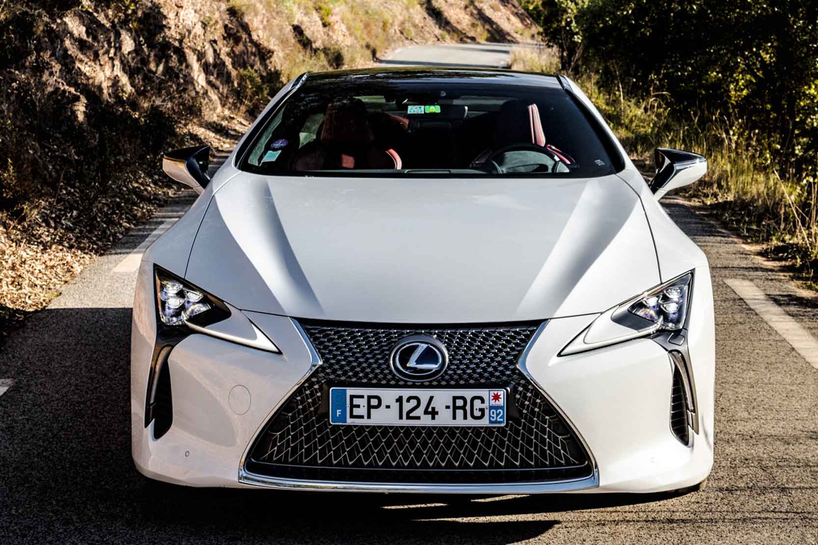 Image principale de l'actu: Essai Lexus LC 500 hybride : et pourquoi ne pas être raisonnable ?