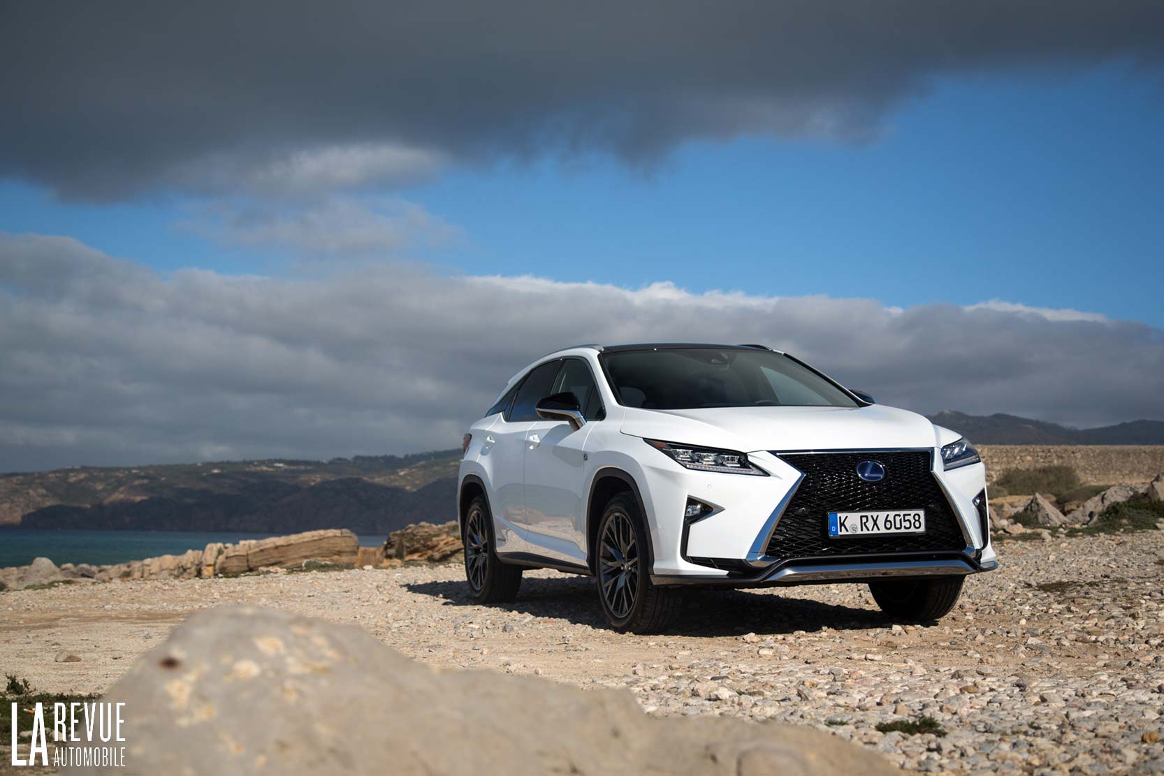 Image principale de l'actu: Lexus des rx 350 et rx 450h version longue a 7 places pour 2018 