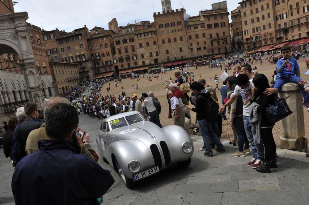 Image principale de l'actu: Galerie lifestyle mille miglia 2013 bmw 