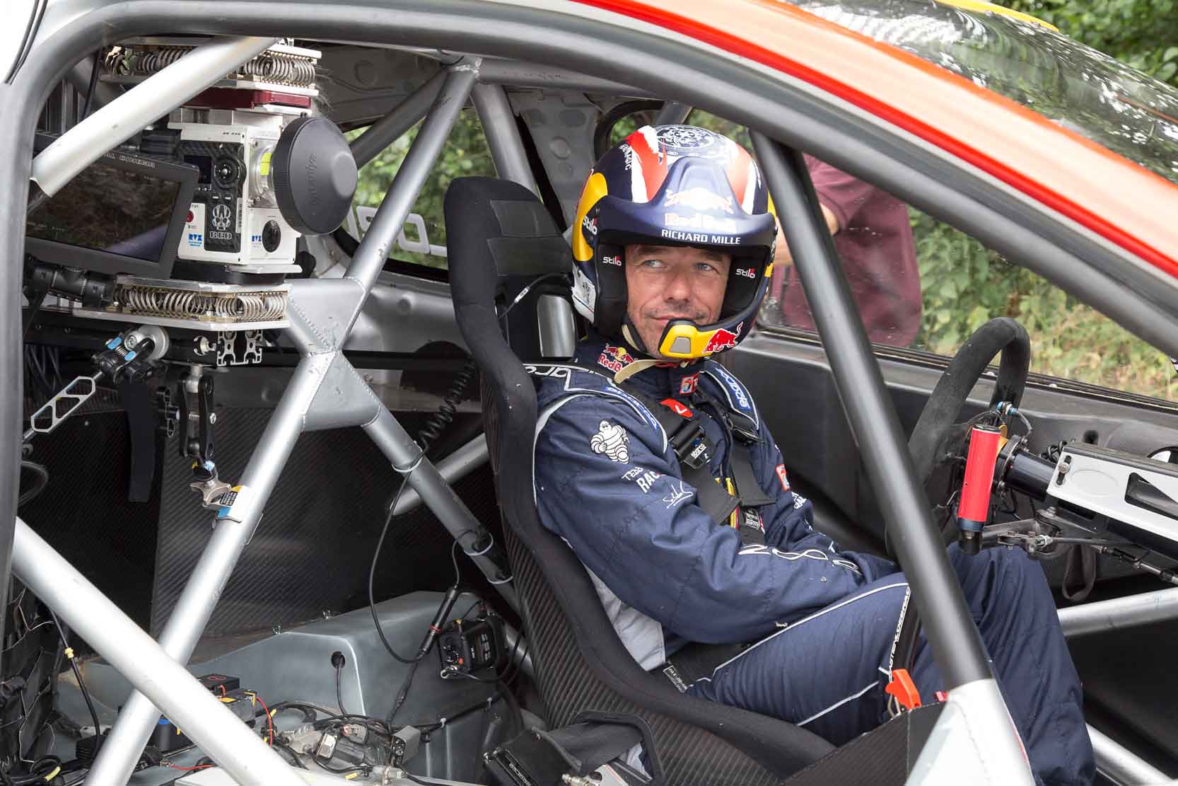 Image principale de l'actu: Inauguration de l attraction de sebastien loeb racing au futuroscope 