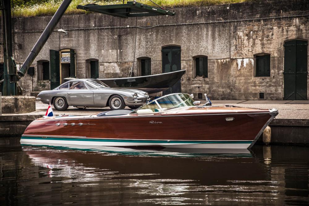 Image principale de l'actu: Le bateau de lamborghini le riva aquarama remis a flot 