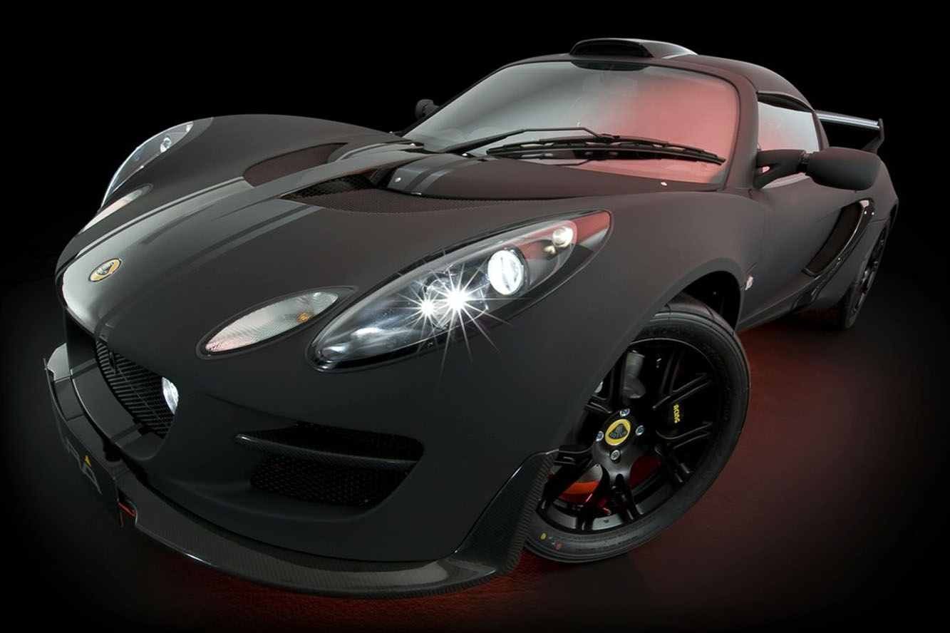 Image principale de l'actu: Lotus exige scura noir c est noir 