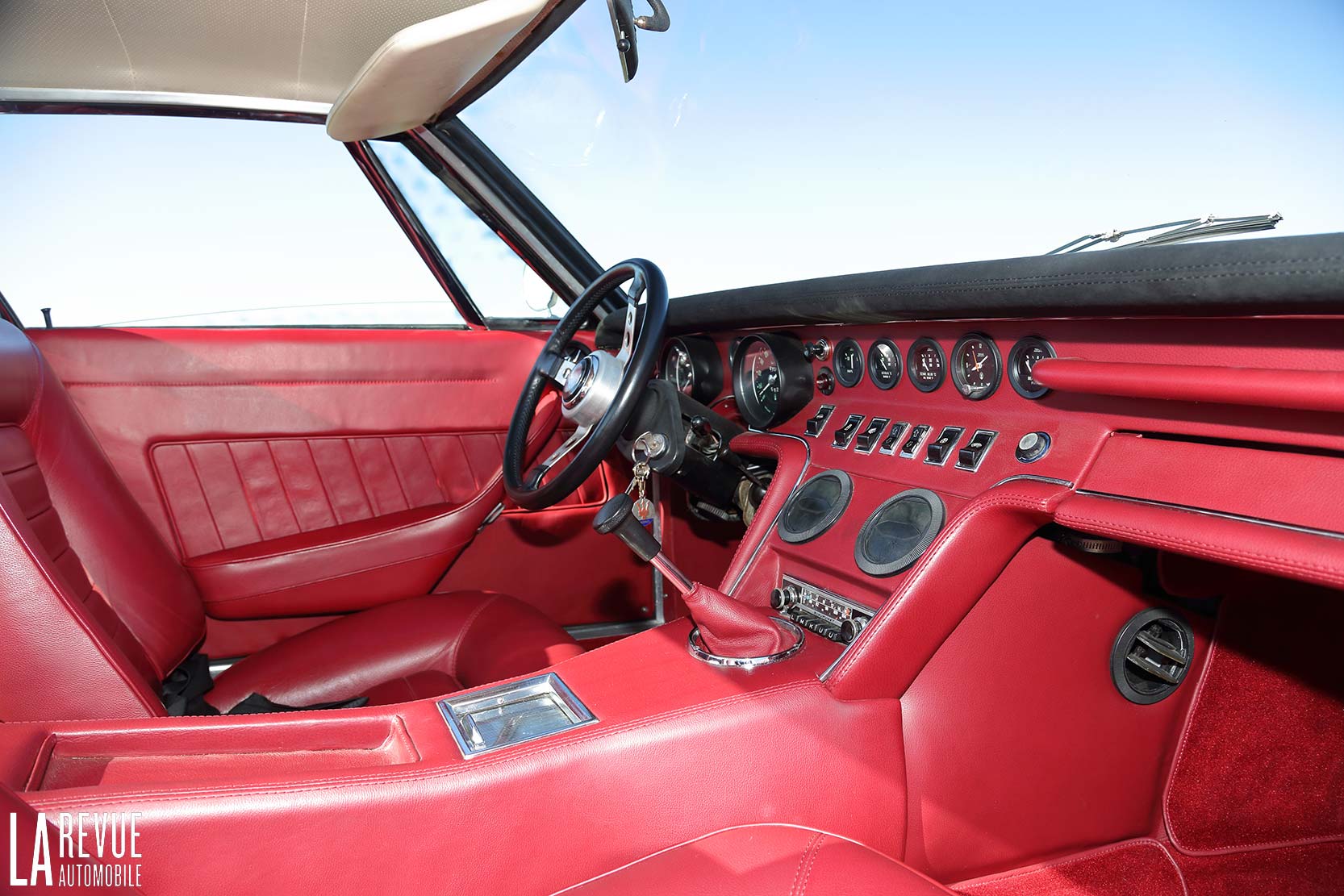 Interieur_Maserati-Ghibli_45