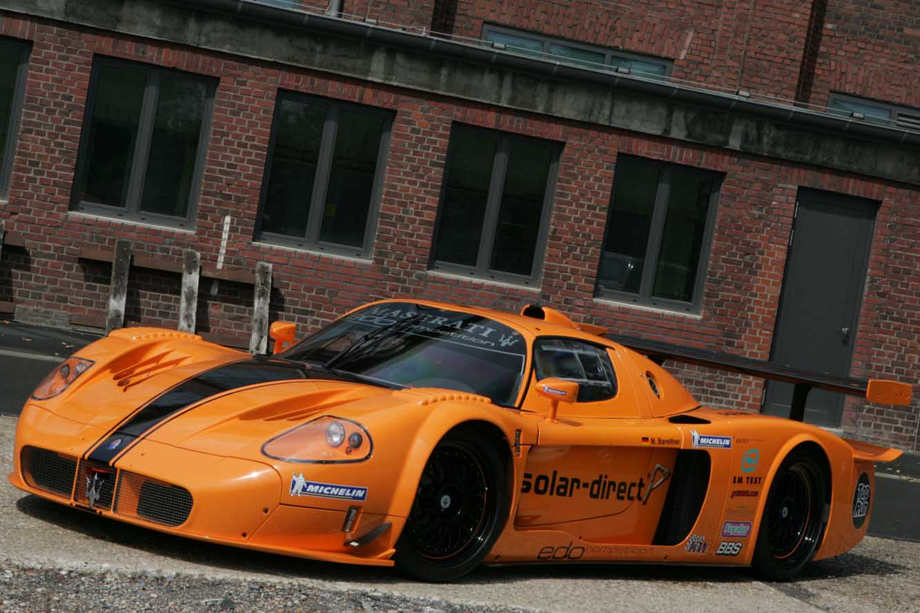 Image principale de l'actu: Une maserati mc12 pour aller chercher sa baguette 