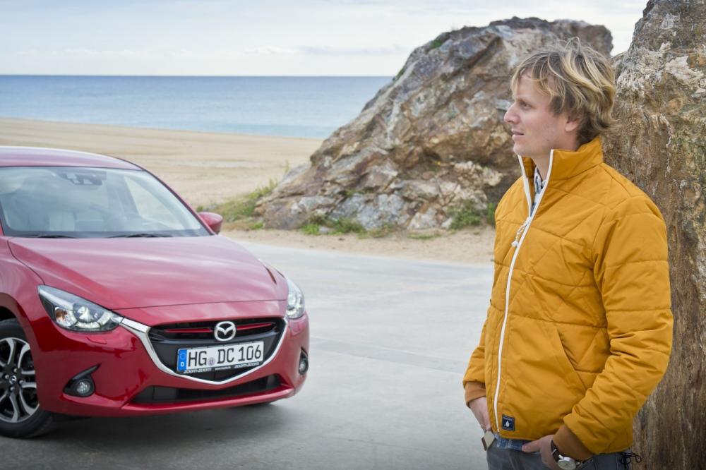 Image principale de l'actu: Essai mazda2 2015 dynamique et technologique 