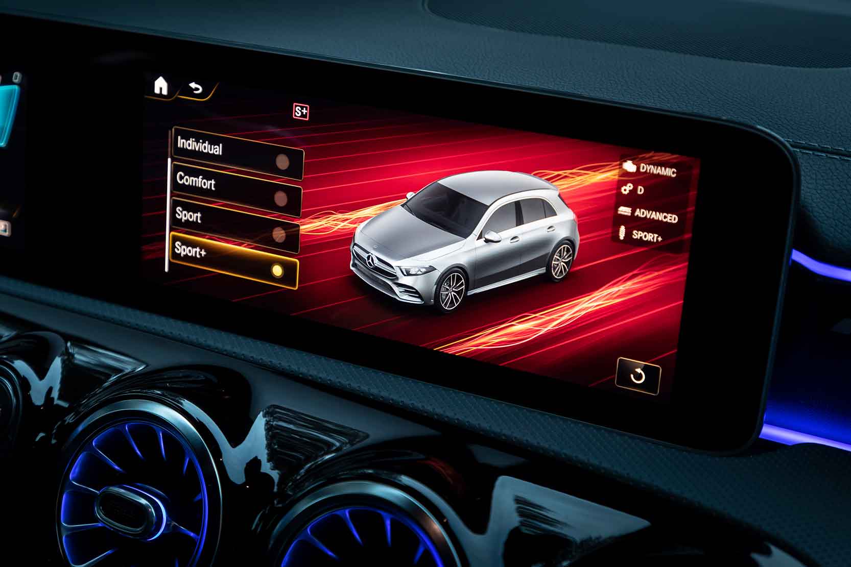 Mercedes Interieur_MercedesAMGA354MATIC_12 photo en Haute Définition