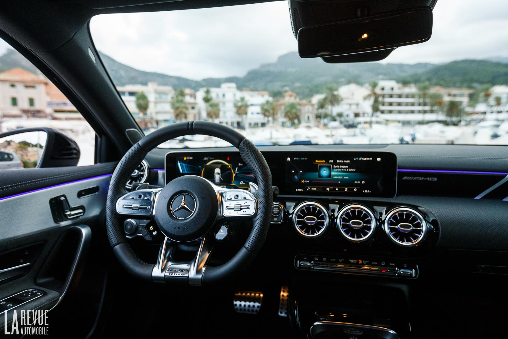 Photo Mercedes AMGA35 Interieur / Exterieur année 2018