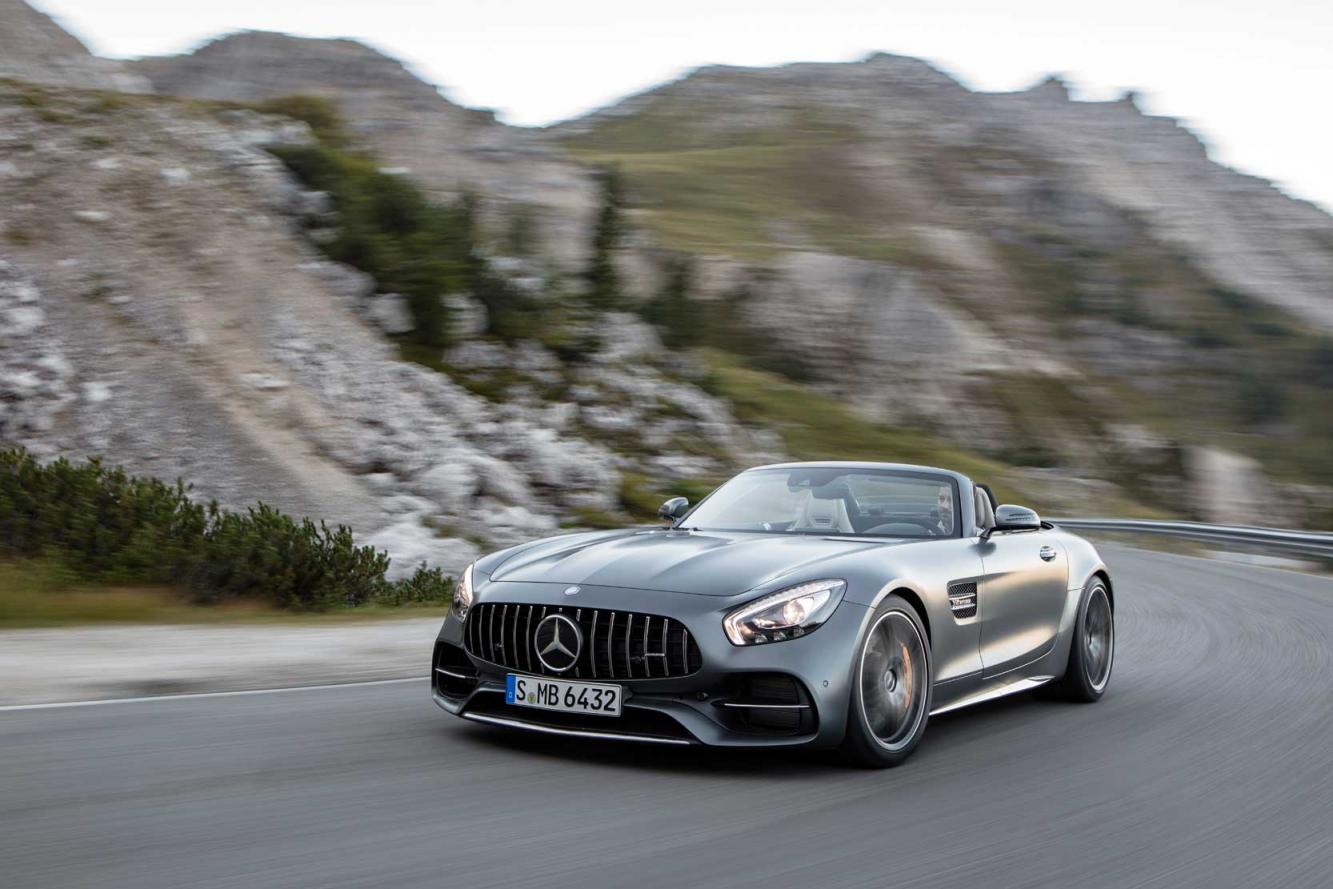 Image principale de l'actu: Mercedes amg gt roadster elle snobe le mondial de l auto 