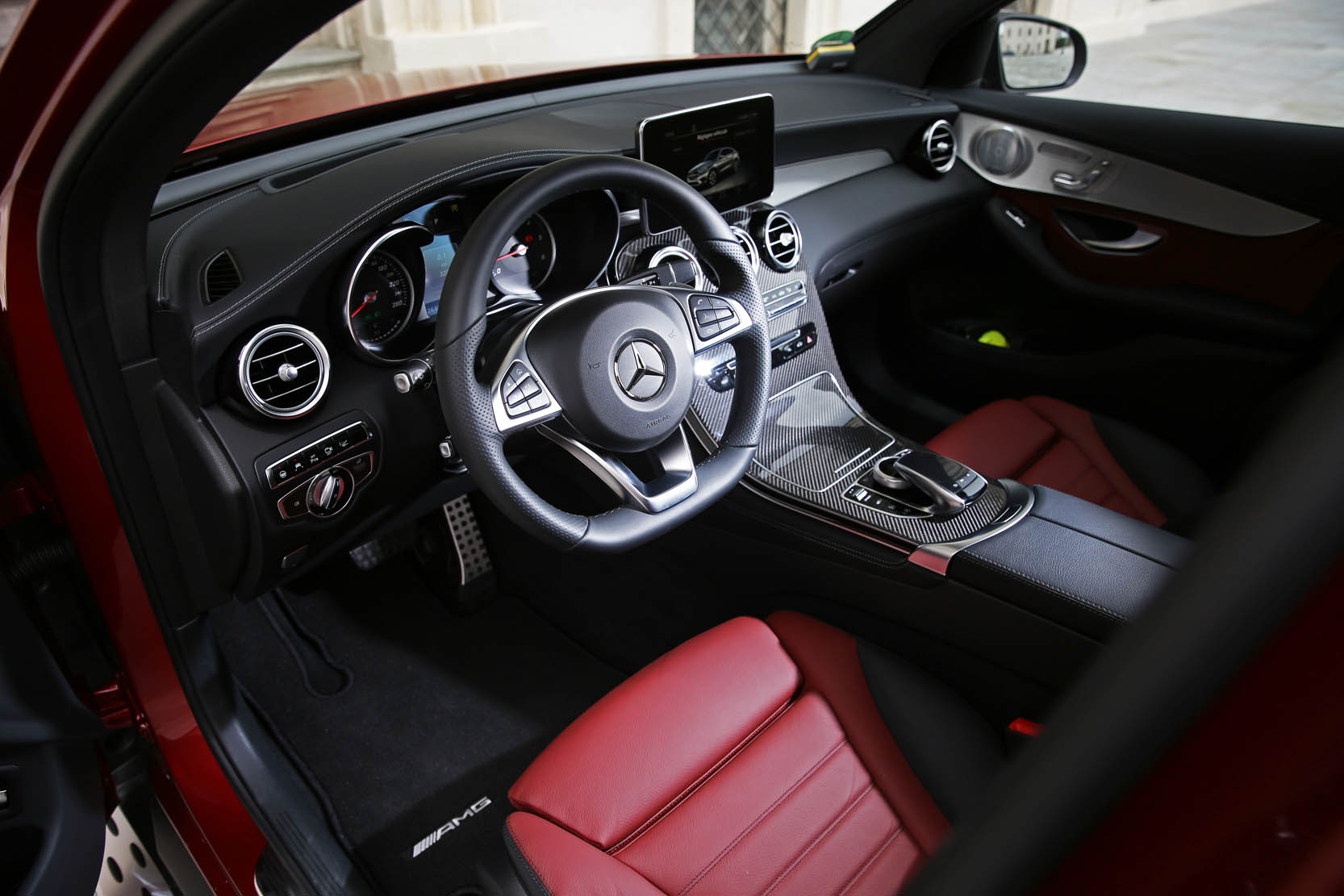 Interieur_Mercedes-GLC-Coupe-350d_60