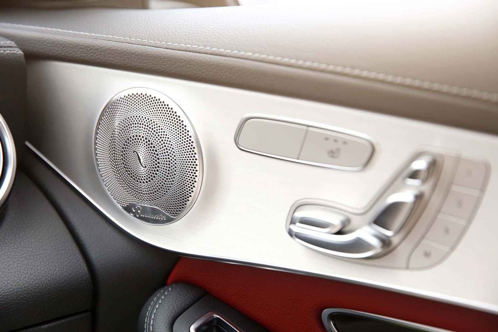 Interieur_Mercedes-GLC-Coupe-350d_57