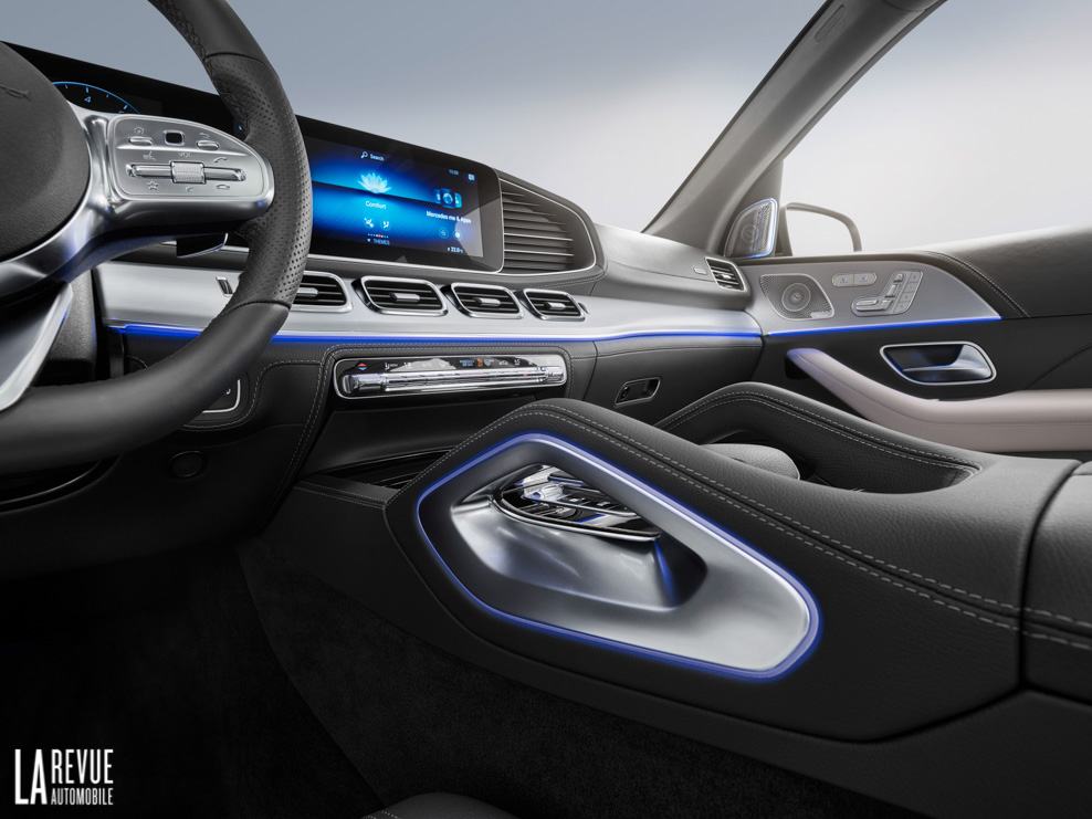 Interieur_Mercedes-GLE-2019_46