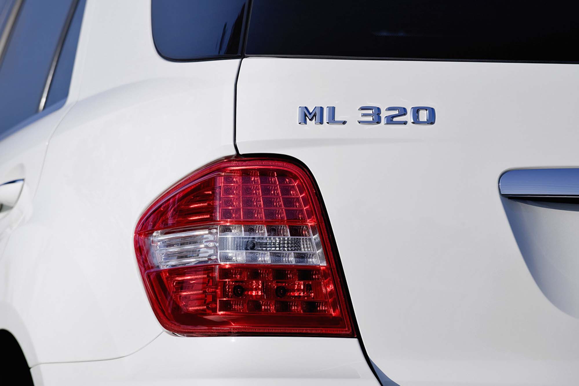 Www Larevueautomobile Com Images Articles Mercedes Ml 09 Exterieur Mercedes Ml 09 012 Jpg