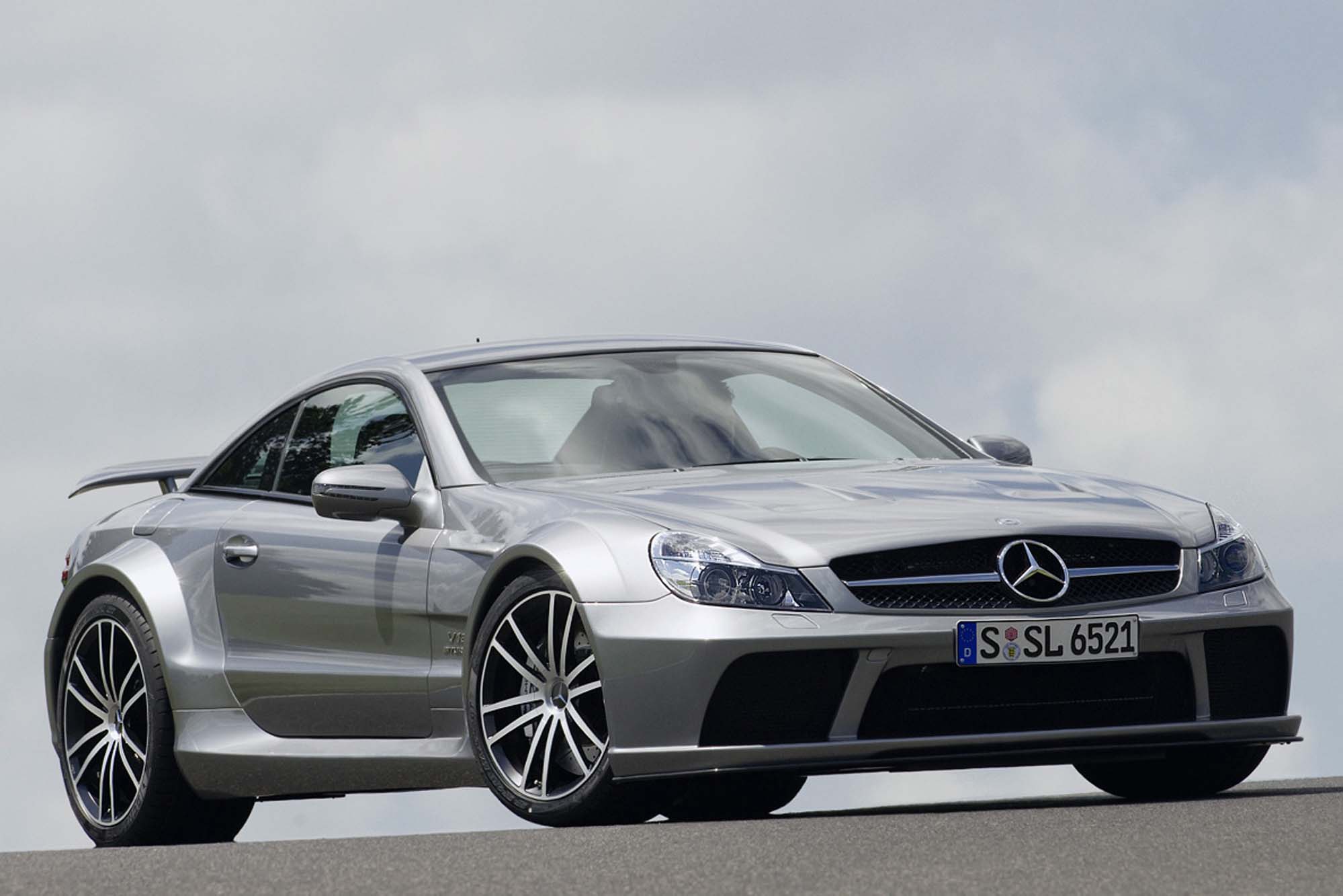 Image principale de l'actu: Mercedes sl65 amg black series la video et les photos 