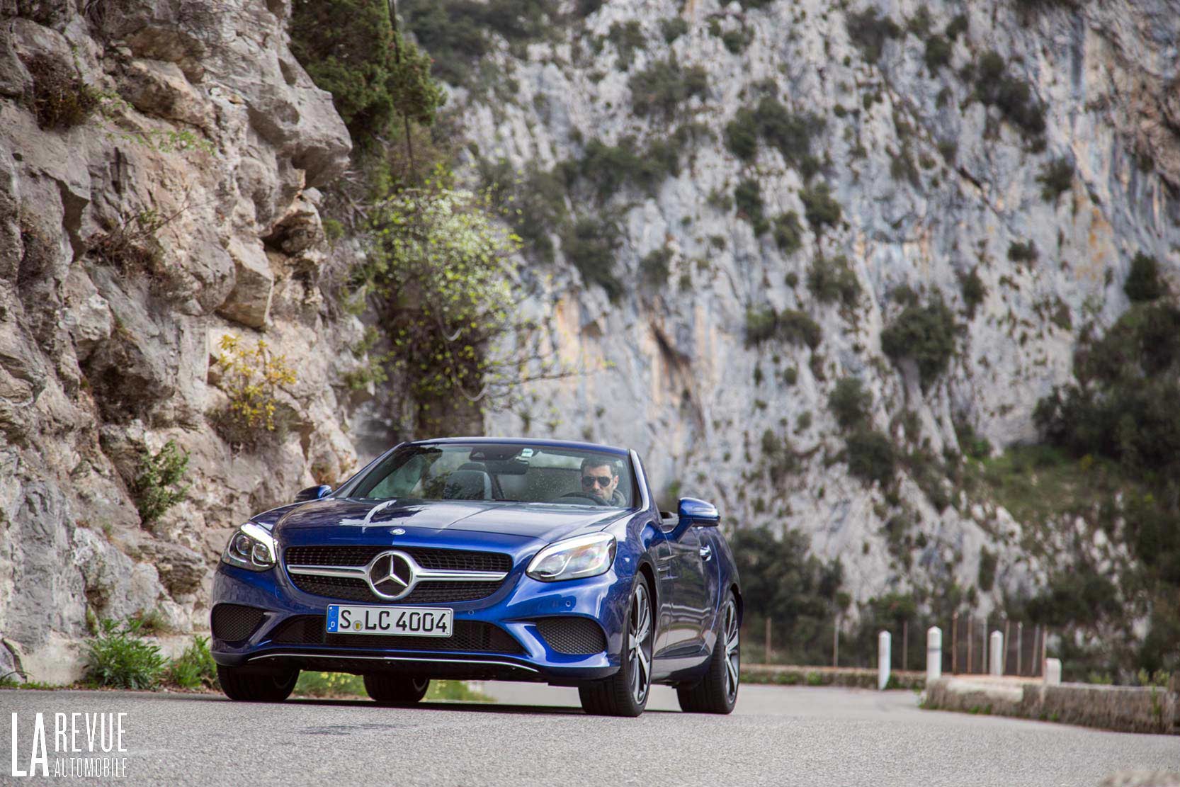 Image principale de l'actu: La mercedes slc pourrait ne pas etre remplacee 