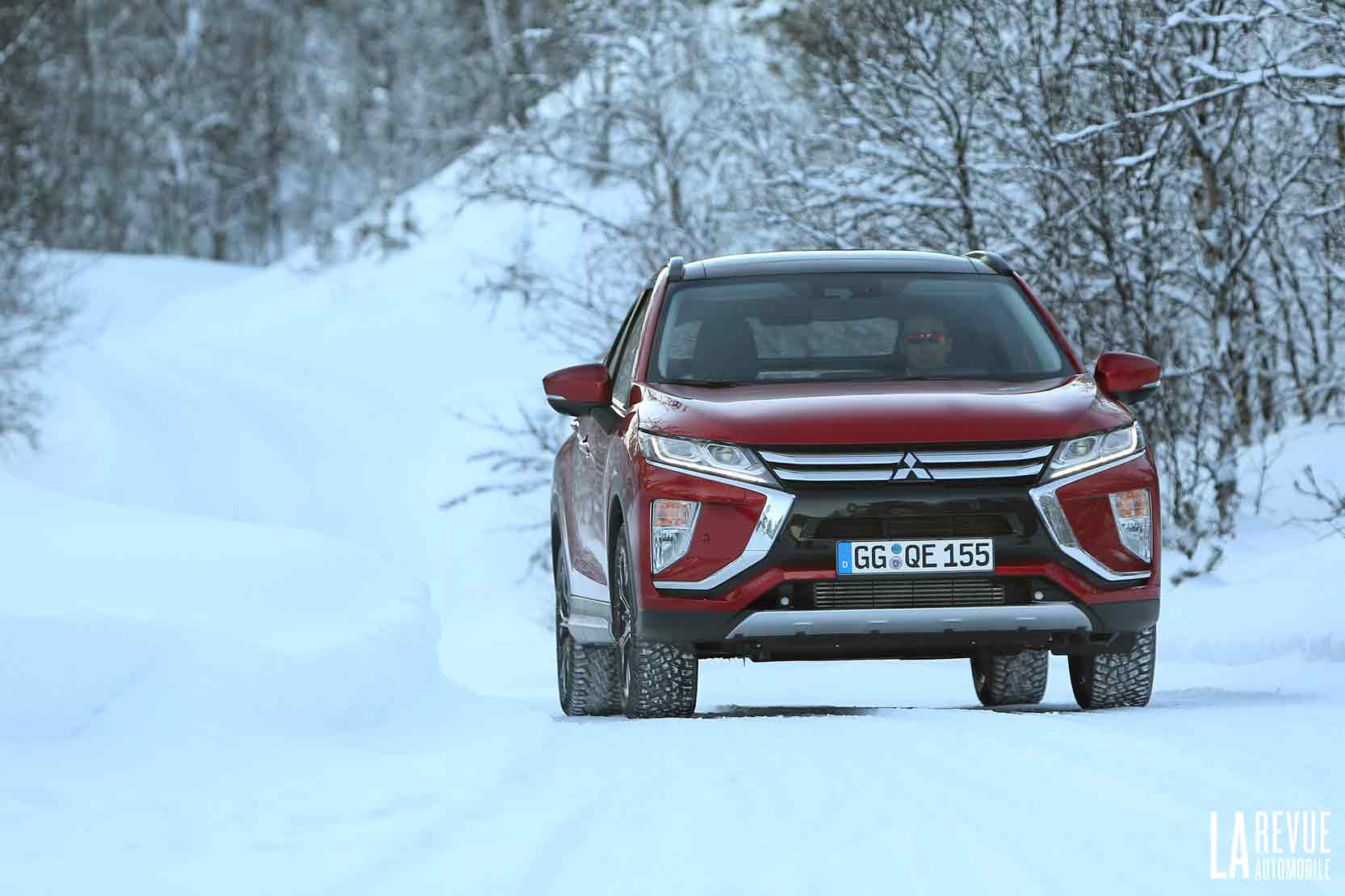 Image principale de l'actu: Essai Mitsubishi Eclipse Cross : il n'a pas froid aux yeux