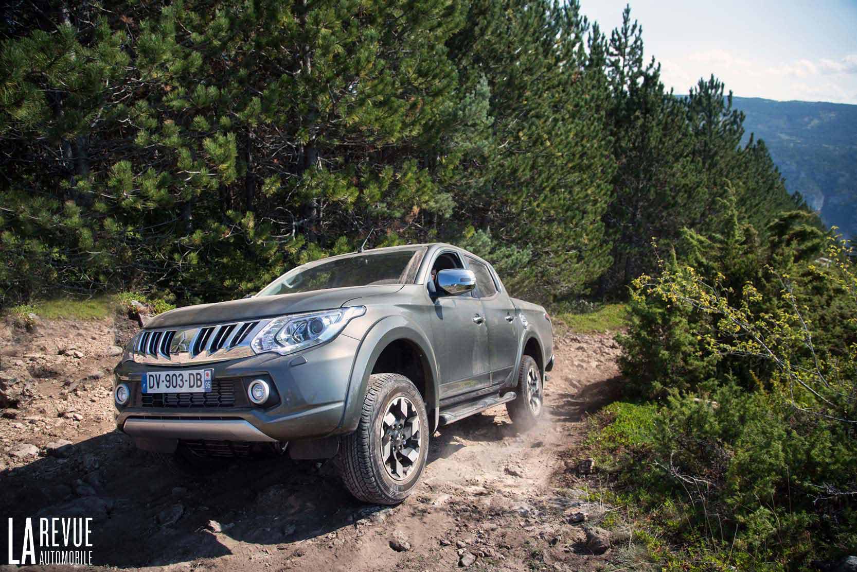 Image principale de l'actu: Essai mitsubishi l200 un pick up qui grimpe aux arbres 