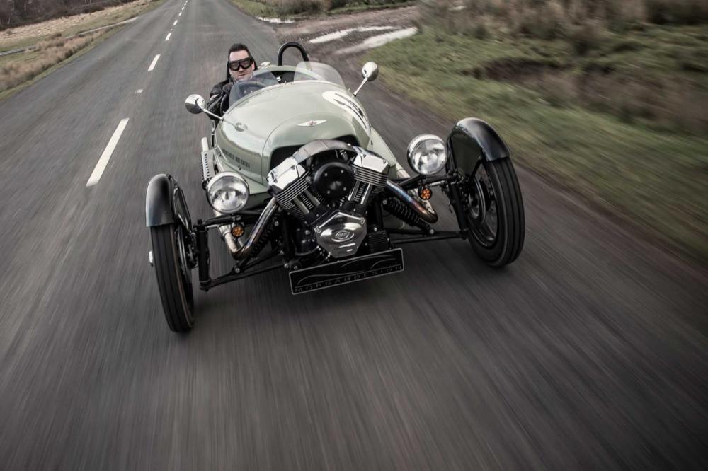 Image principale de l'actu: Morgan three wheeler plus de 100 annees en arriere 