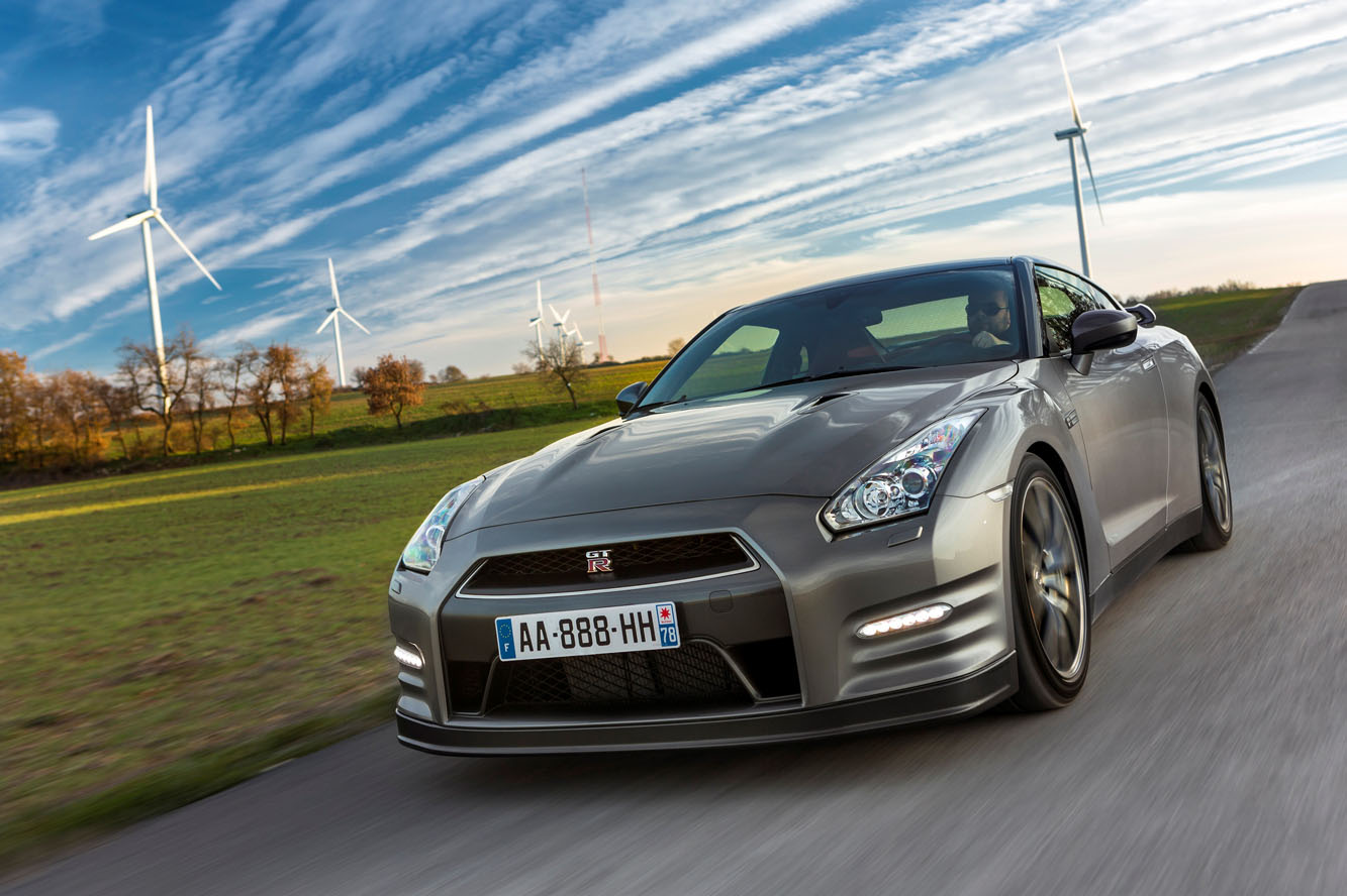 Image principale de l'actu: La prochaine nissan gt r devrait passer a l hybride 