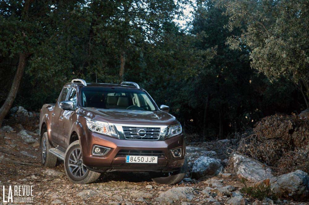 Image principale de l'actu: Essai Nissan NP 300 Navara : les SUV en ligne de mire