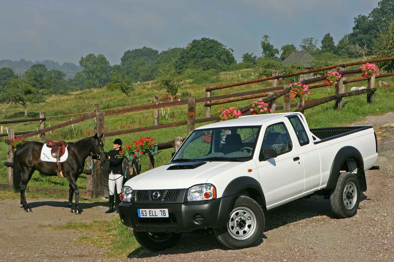 Image principale de l'actu: Le legendaire pick up nissan np300 est de retour 