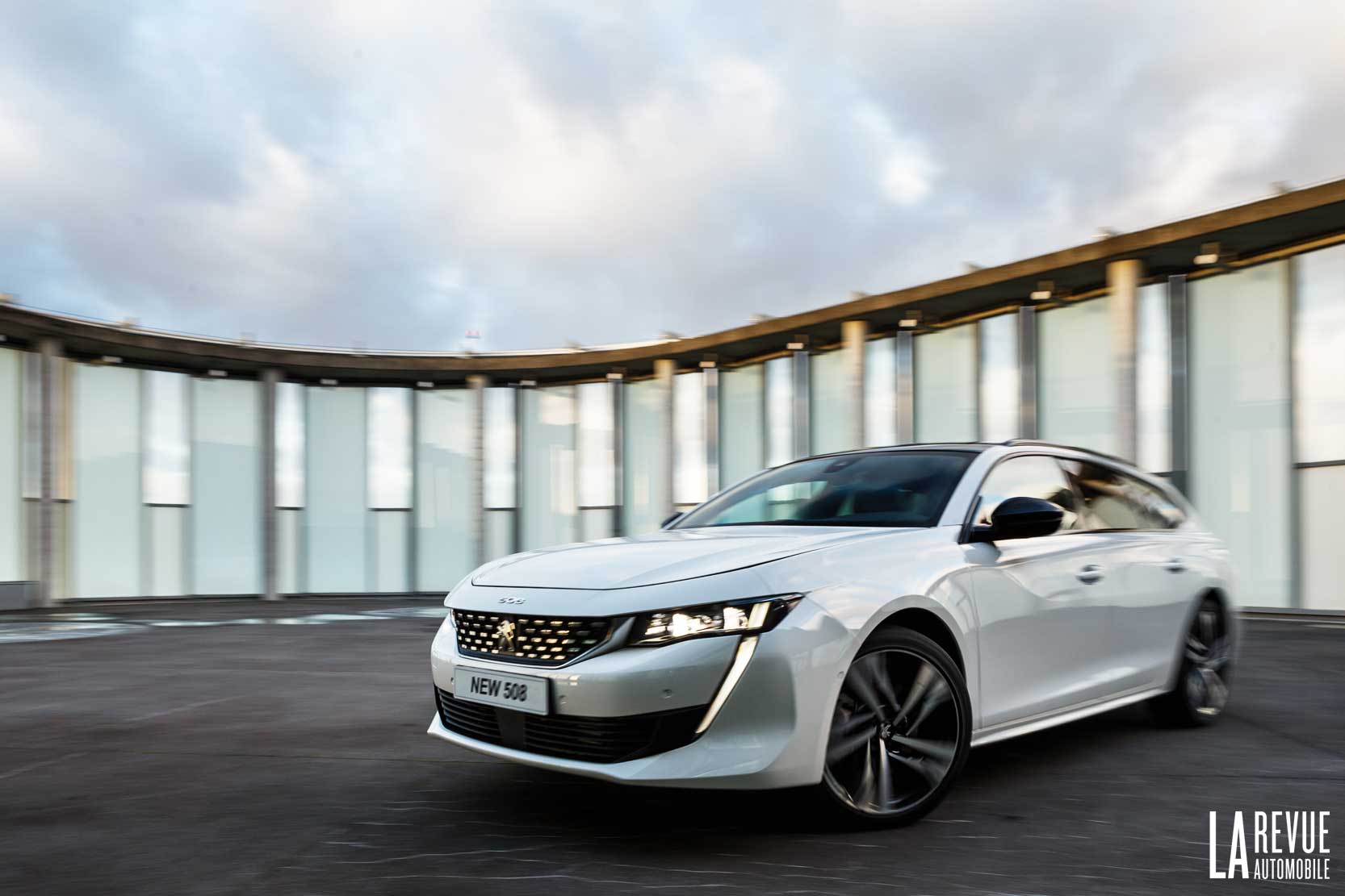 Essai de la nouvelle Peugeot 508 SW, du prototype