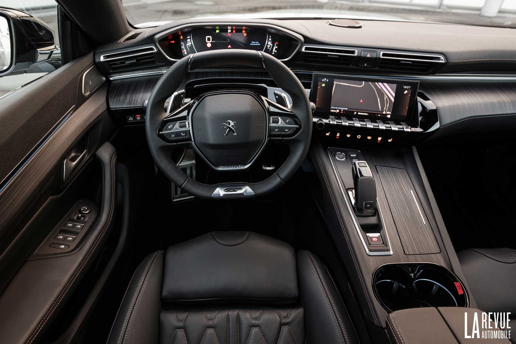 Peugeot 508 SW > Peugeot 508 SW à la découverte de ce nouveau break