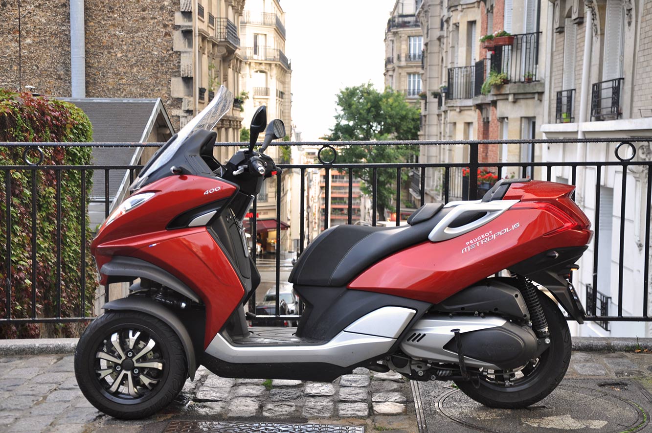 Image principale de l'actu: Salon de paris le scooter a 3 roues pour contrer la crise 