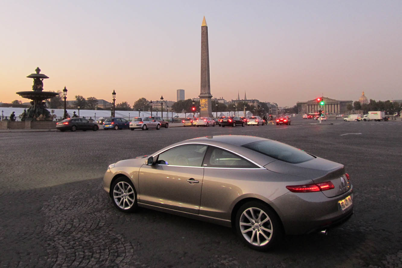 Image principale de l'actu: Essai renault laguna coupe v6 initiale 