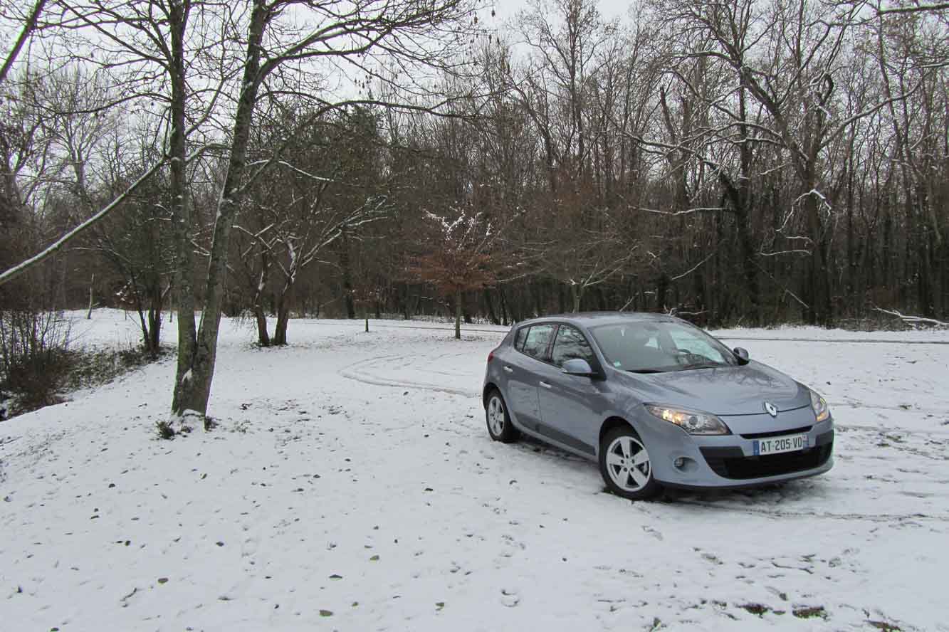 Image principale de l'actu: Photos renault megane dci edc 