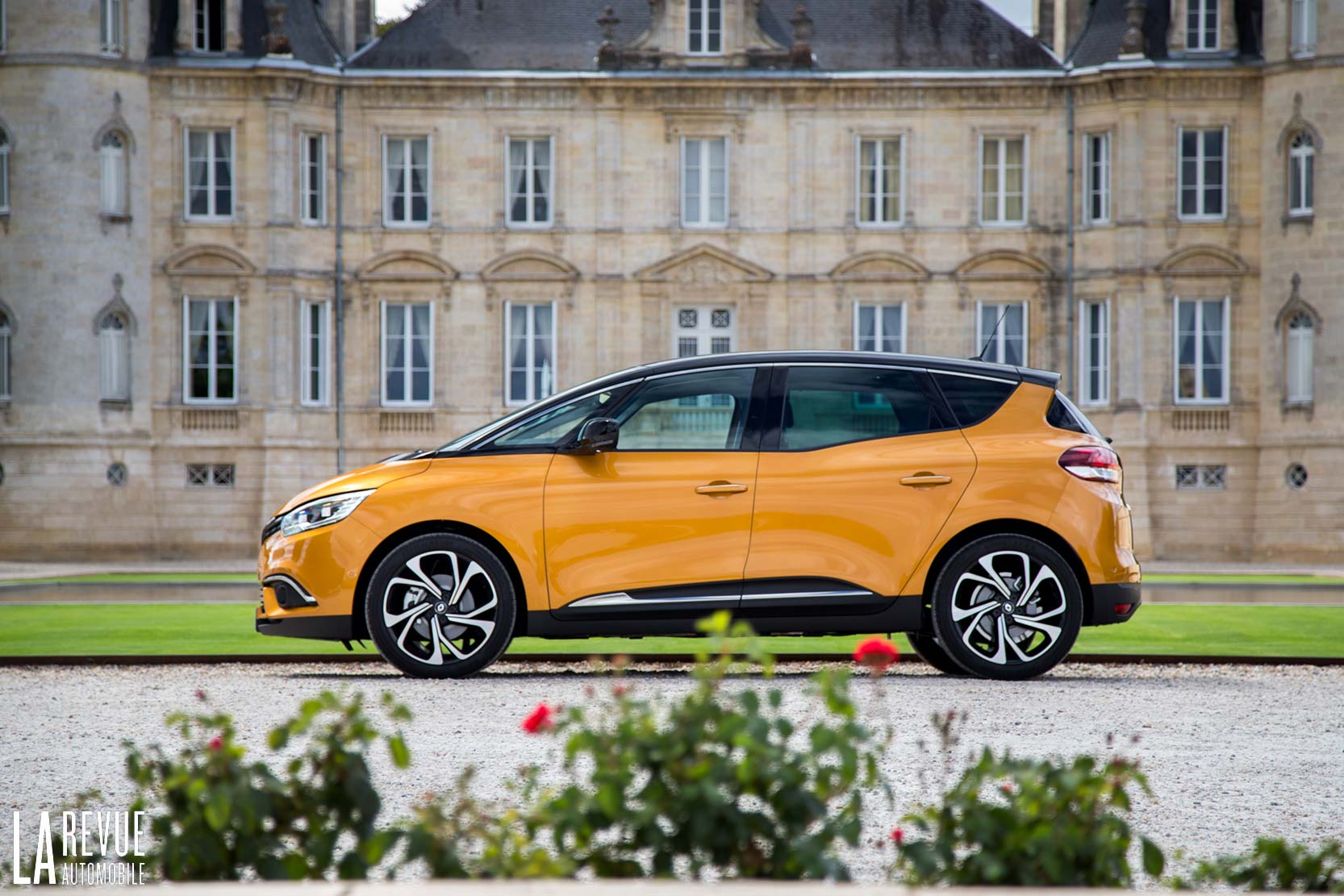 Exterieur_Renault-Scenic-2017_22