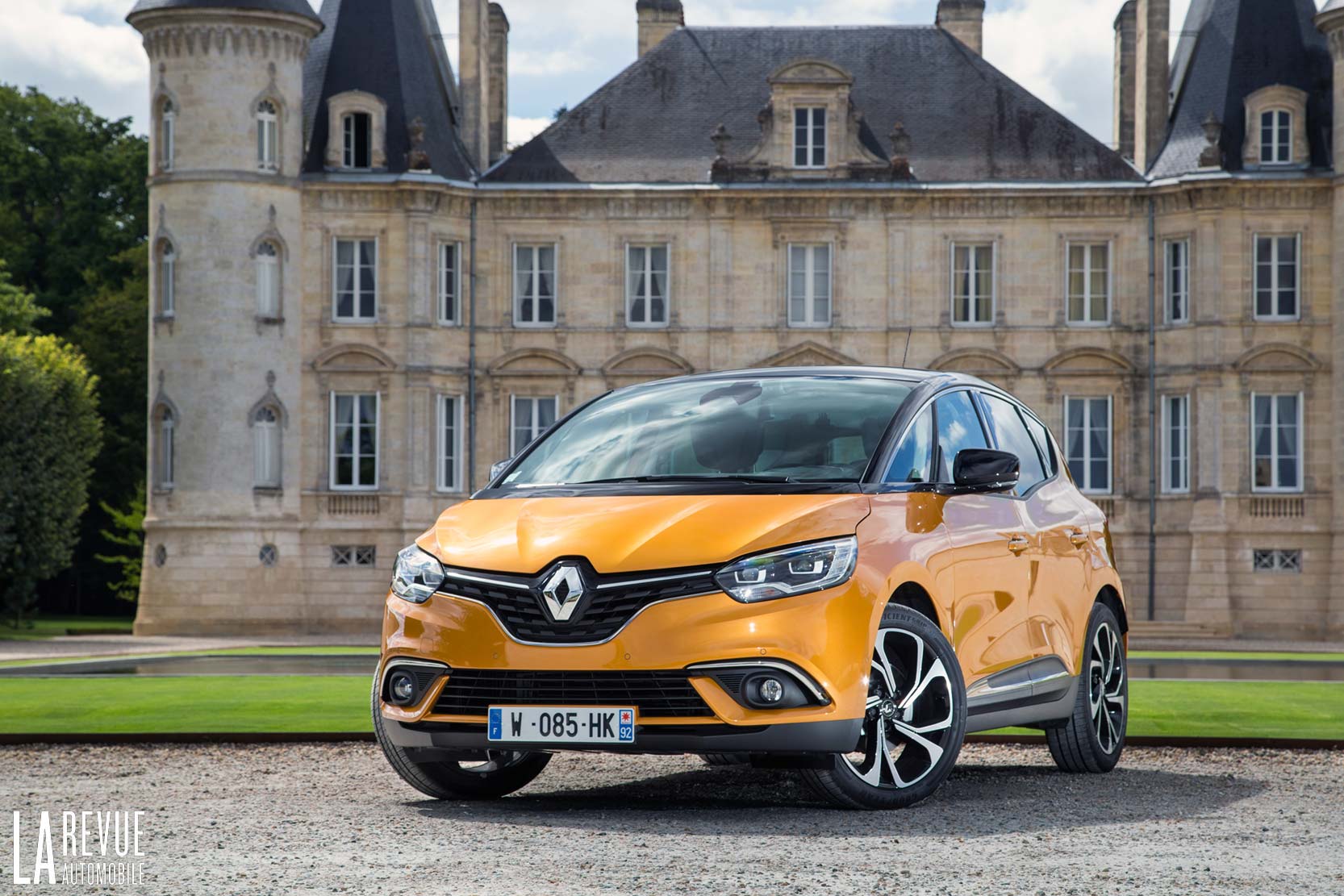 Exterieur_Renault-Scenic-2017_24