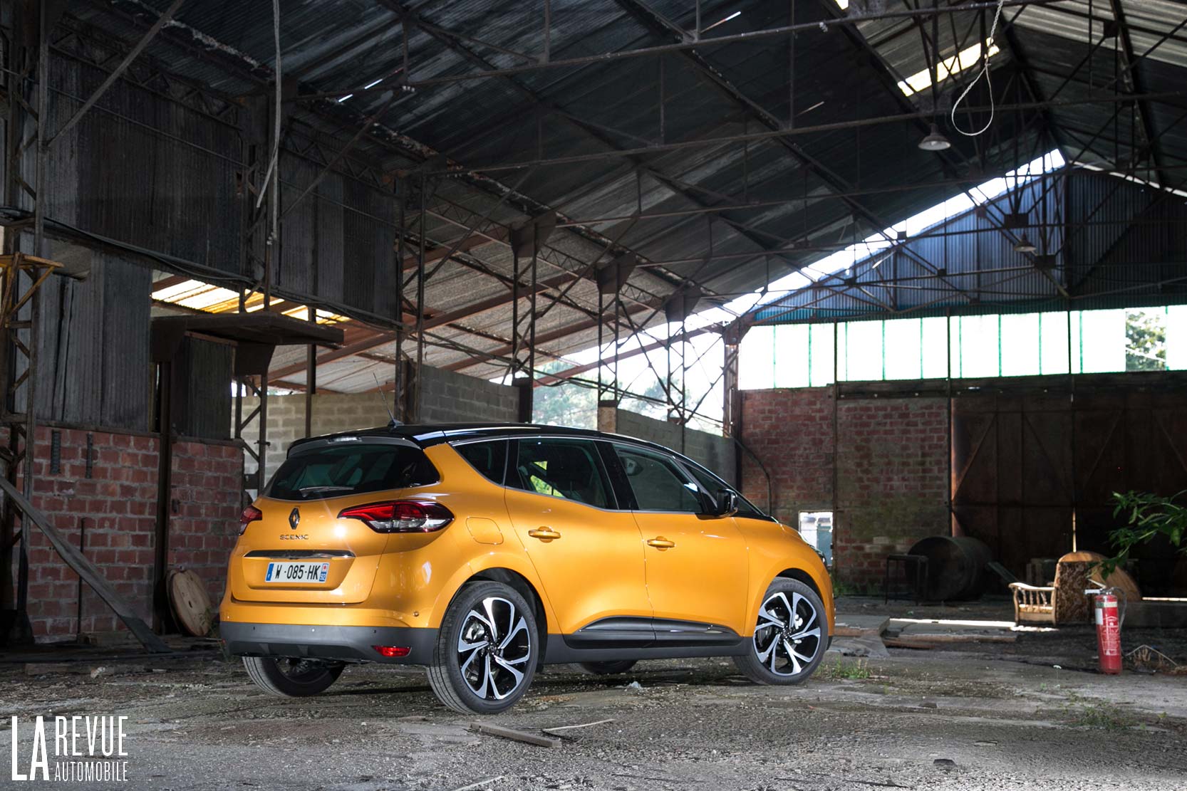 Exterieur_Renault-Scenic-2017_25