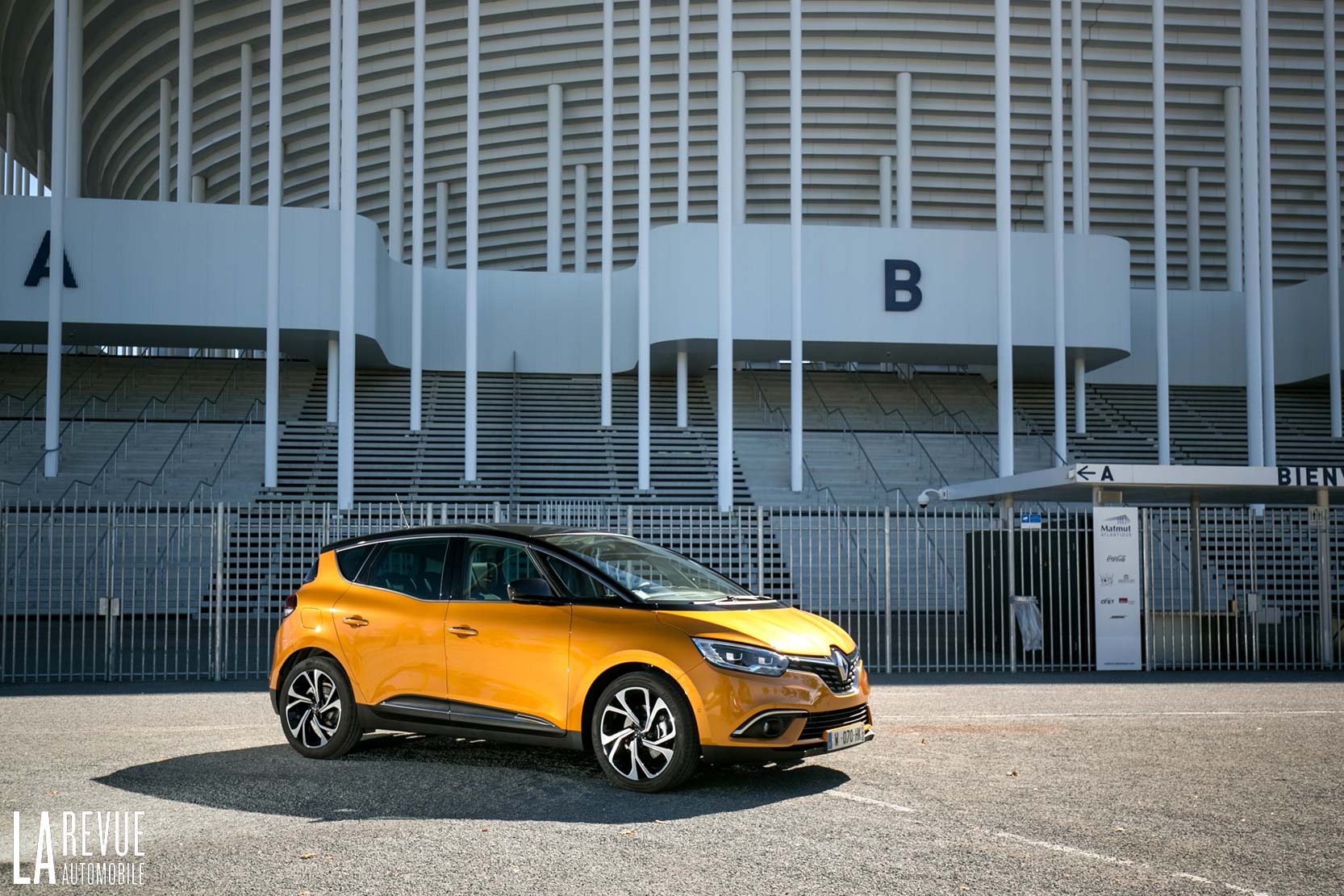 Exterieur_Renault-Scenic-2017_12