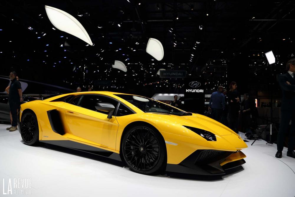 Image principale de l'actu: 500 exemplaires pour la lamborghini aventador sv roadster 