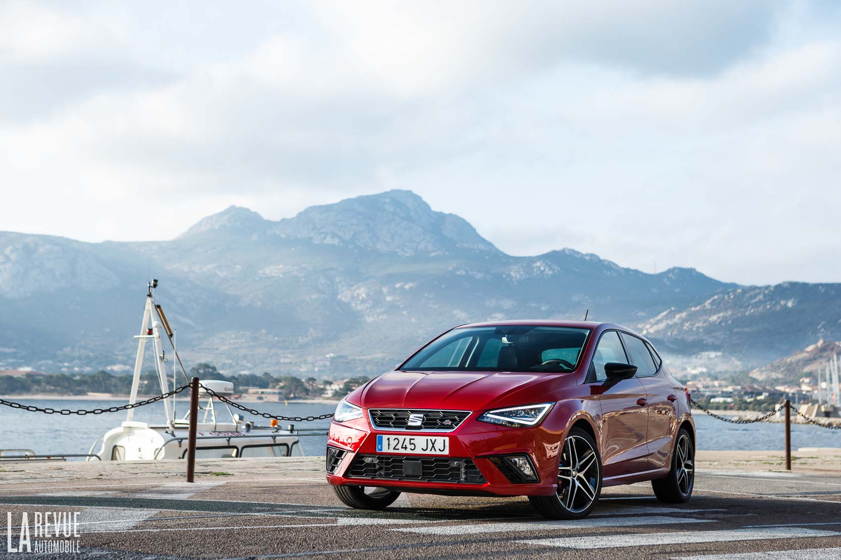 Image principale de l'actu: Essai SEAT Ibiza FR 150 TSI : à défaut de CUPRA