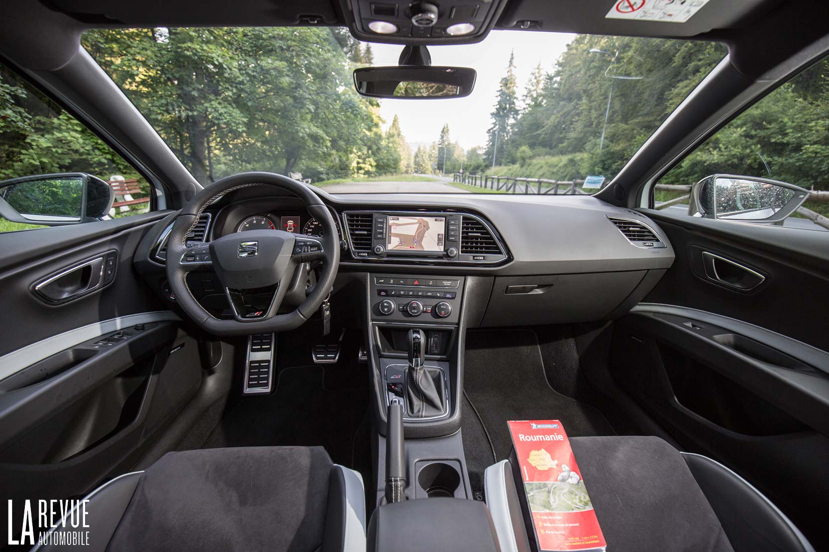 Interieur_Seat-Leon-ST-Cupra-290_57