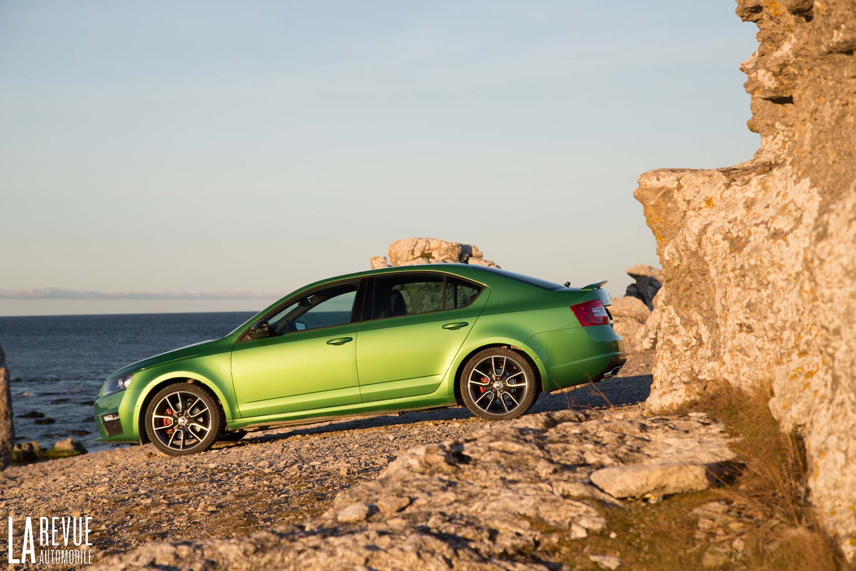 Exterieur_Skoda-Octavia-RS-TDI-4x4_45