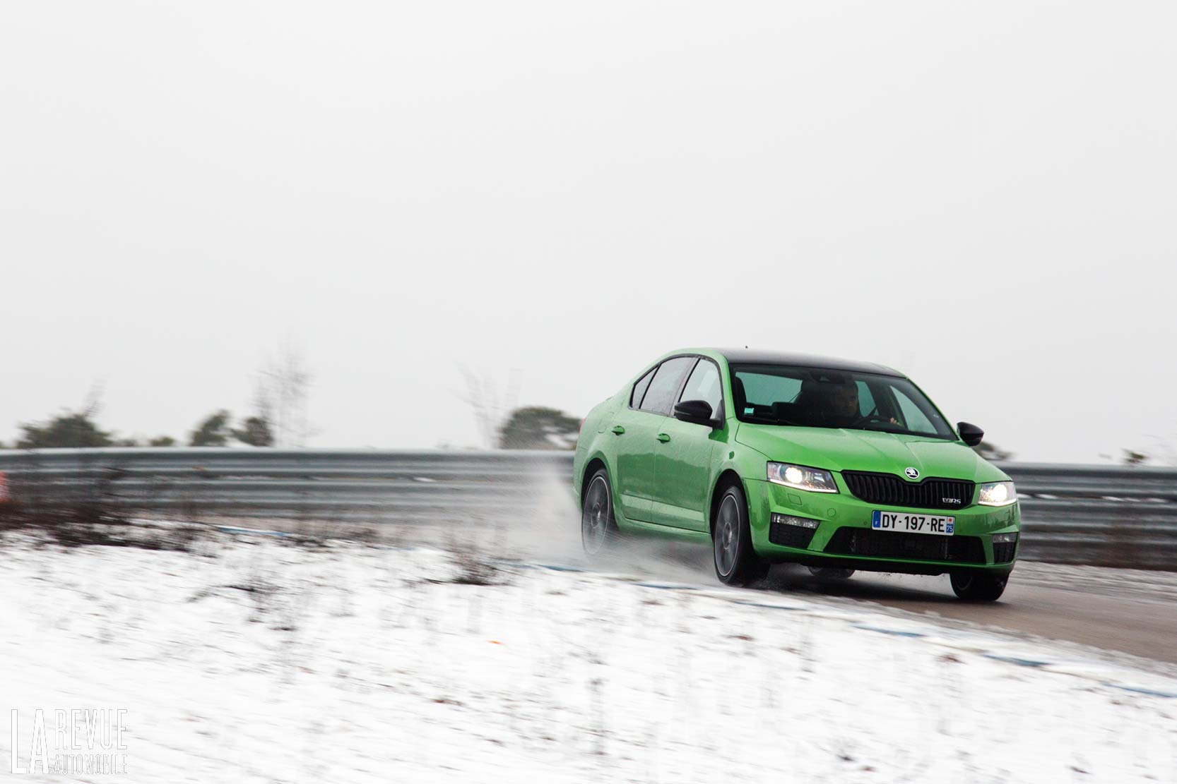 Exterieur_Skoda-Octavia-RS-TDI-4x4_27