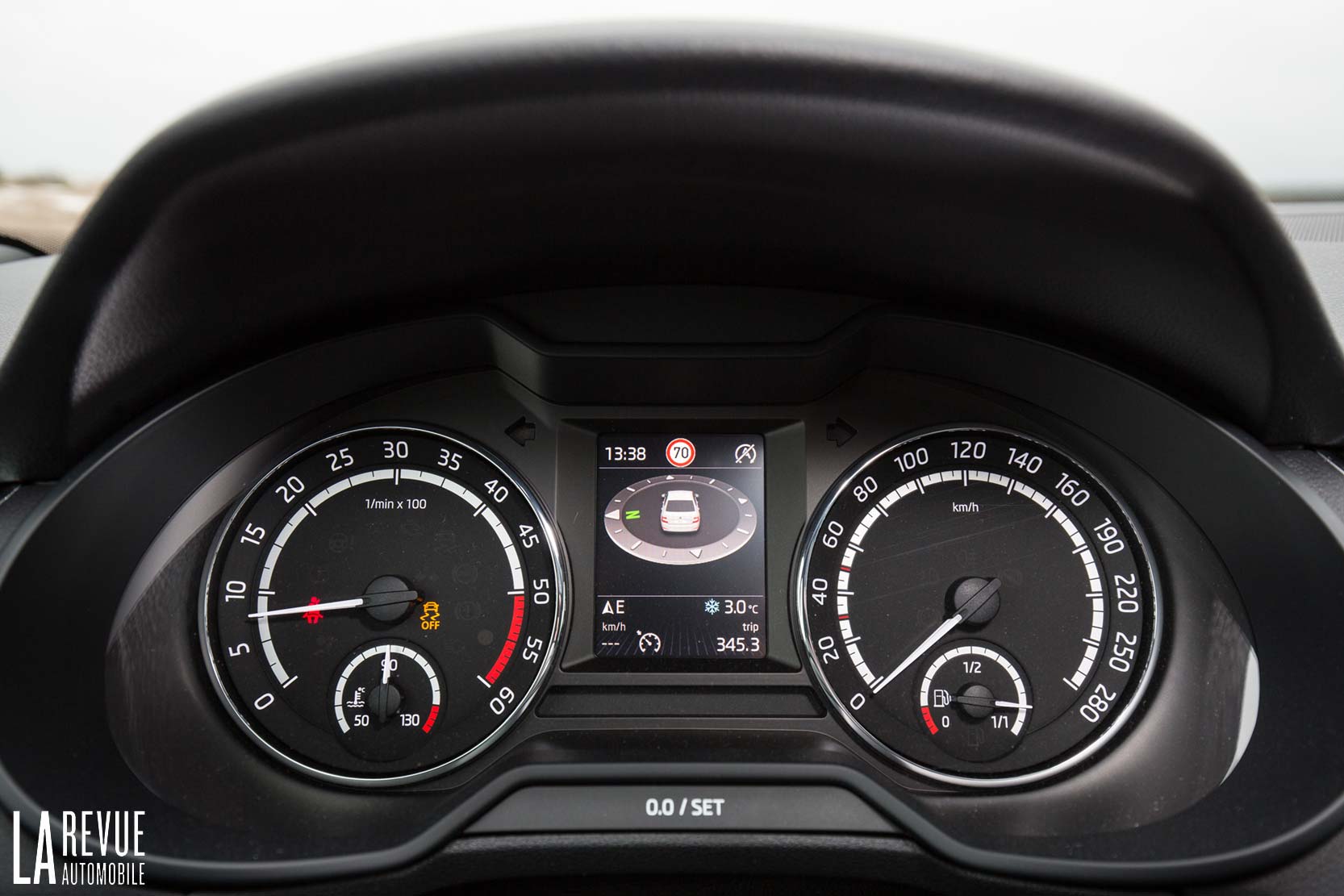 Interieur_Skoda-Octavia-RS-TDI-4x4_56