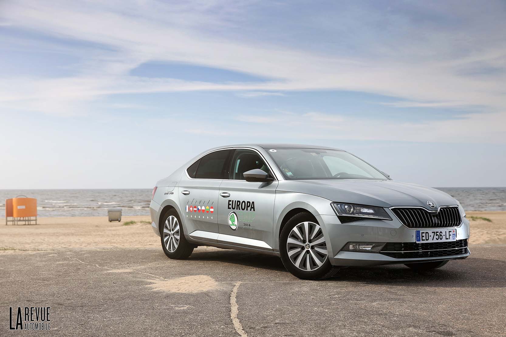 Image principale de l'actu: Essai Skoda Superb Greenline : le temps c'est de l'argent