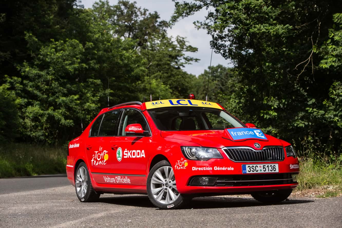 Image principale de l'actu: Skoda fournisseur officiel des vehicules du tour de france 