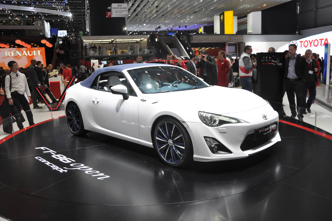 Image principale de l'actu: Nouvelles photos toyota ft 86 cabriolet 