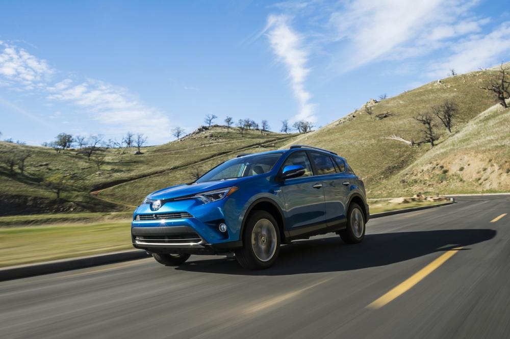 Image principale de l'actu: Le toyota rav4 passe a l hybride 