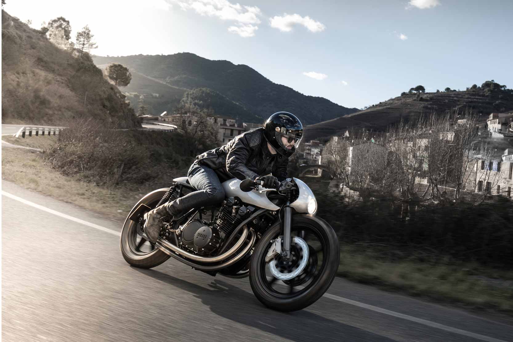 Avec une base de Yamaha XSR900, Auto Fabrica nous fait rêver avec cette Type 11