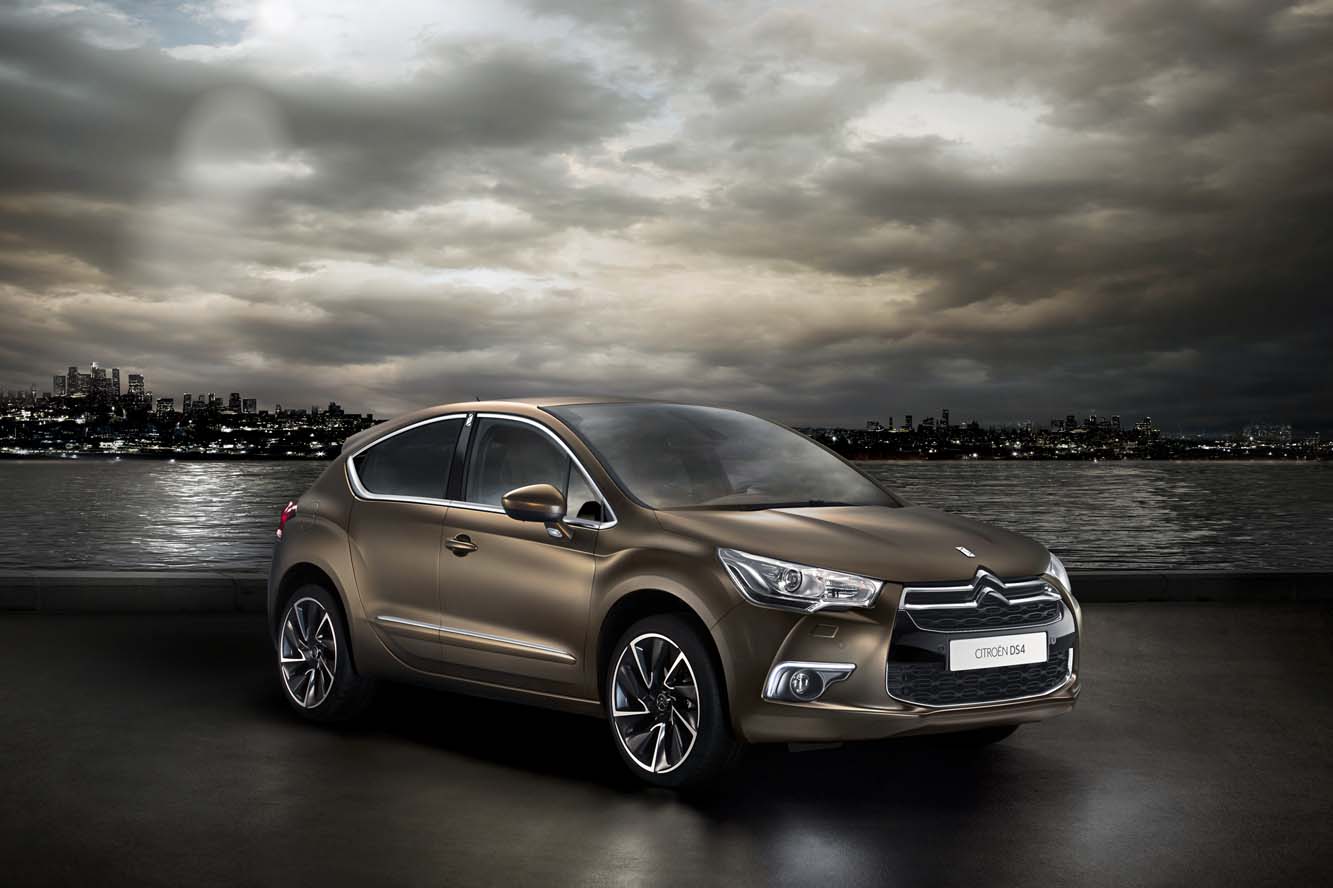 Citroen devoile la ds4 just mat 