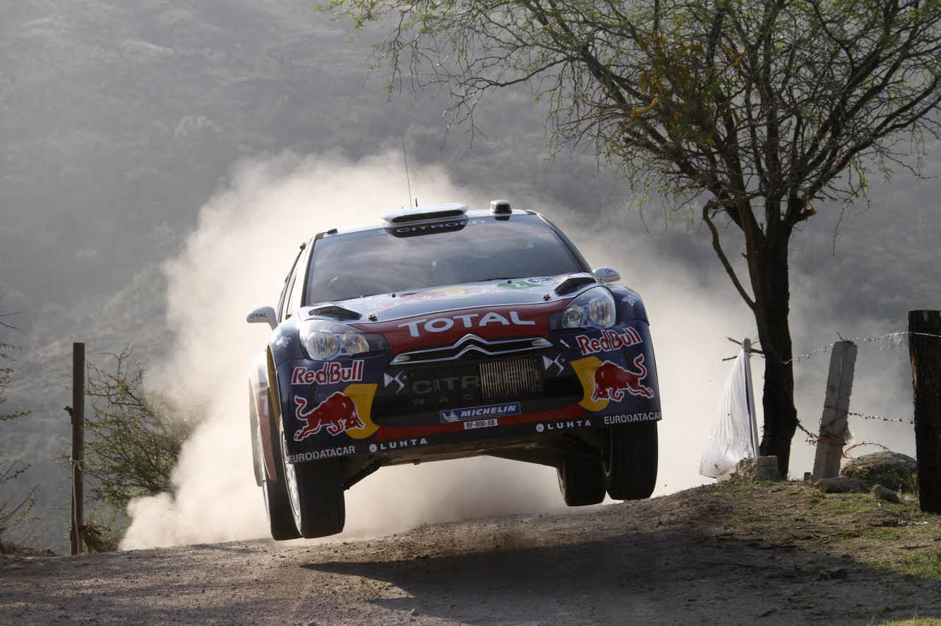 Loeb sort vainqueur de l acropole 