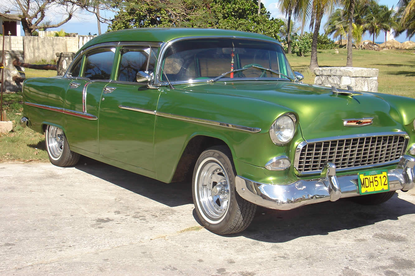 Image principale de l'actu: Cuba va importer des voitures et des motos 