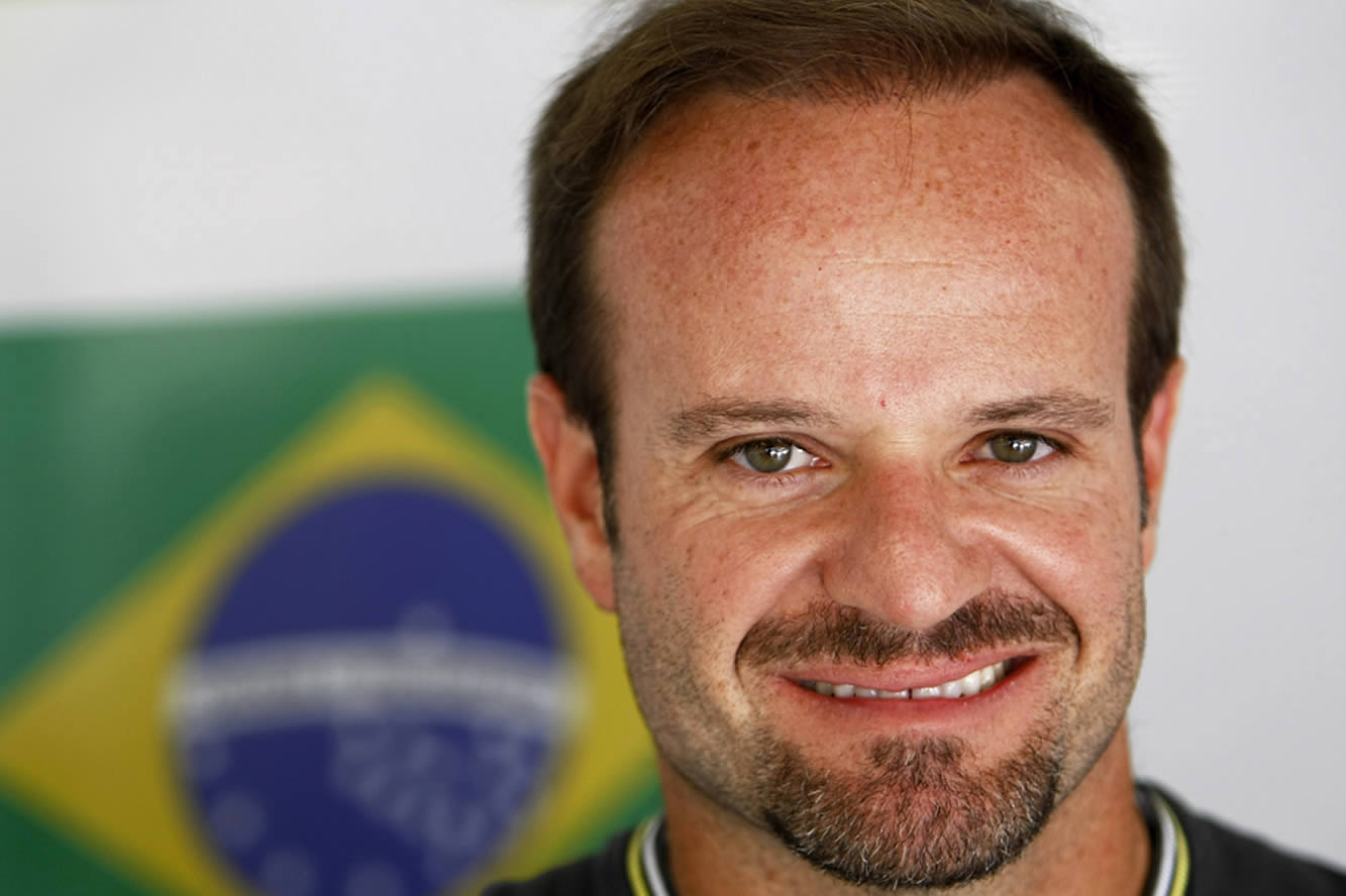 Mclaren offre la victoire a barrichello 