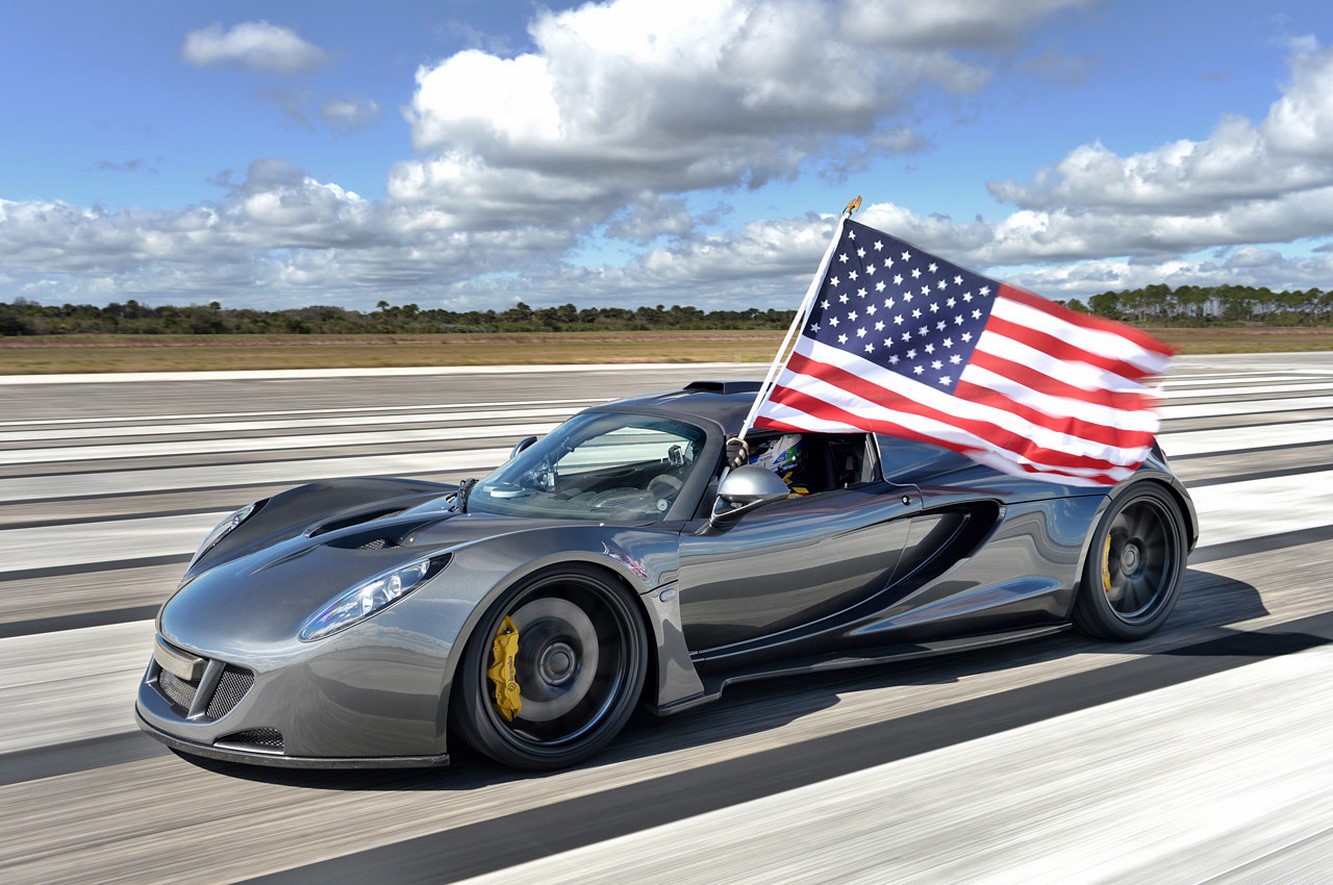 Record de vitesse la hennessey venom gt se paye la bugatti veyron 